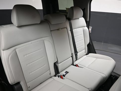 New 2026 Hyundai Santa Fe Limited AWD/4WD image 16
