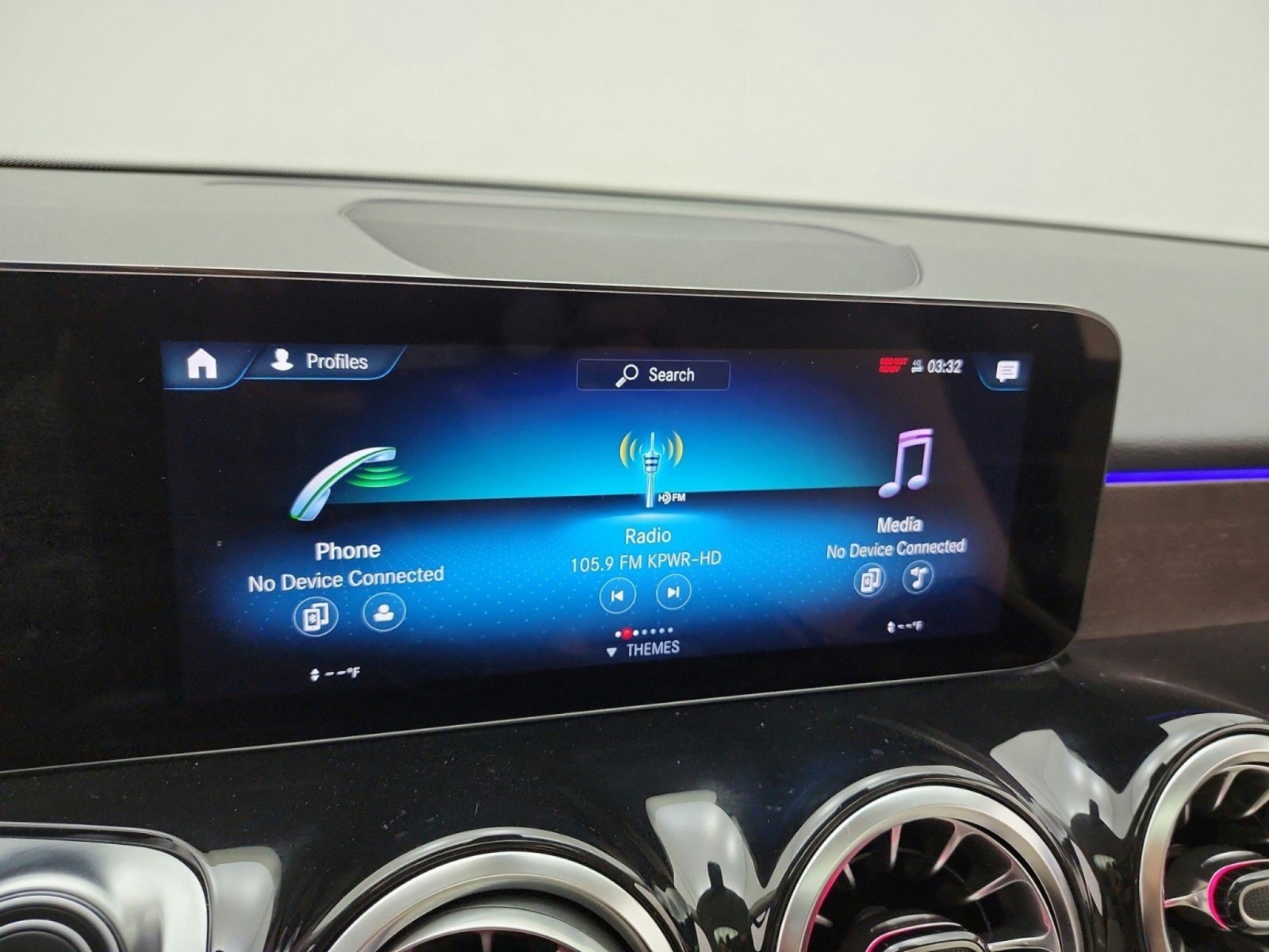 Used 2023 Mercedes-Benz GLB 250 image 9