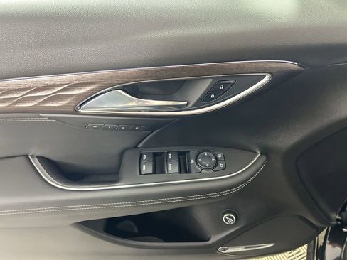 Certified 2023 Buick Envision Avenir image 24