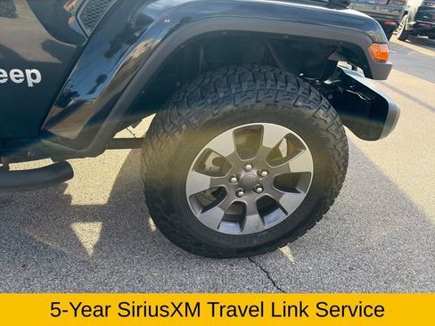 Used 2018 Jeep Wrangler Unlimited Sahara image 40