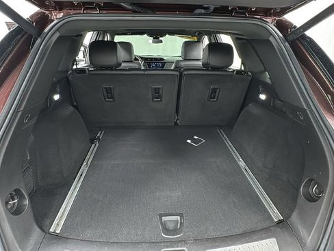 Used 2022 Cadillac XT5 Premium Luxury w/ LPO, Floor Liner Package AWD/4WD image 15