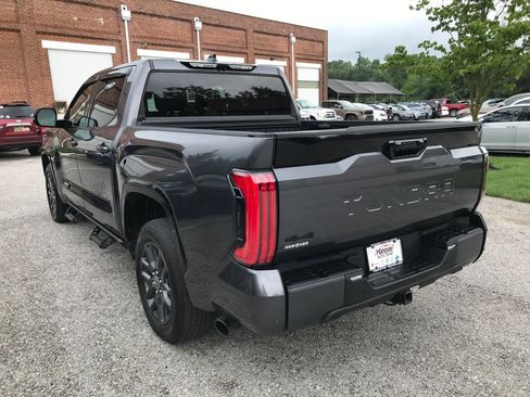 Used 2023 Toyota Tundra Platinum AWD/4WD image 6