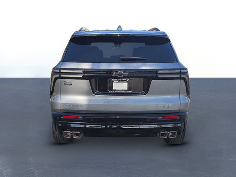 New 2026 Chevrolet Traverse High Country w/ LPO, Floor Liner Package image 6