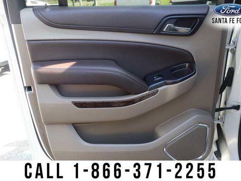 Used 2015 Chevrolet Suburban LT w/ Luxury Package RWD image 21