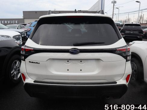 Used 2025 Subaru Forester Limited image 5
