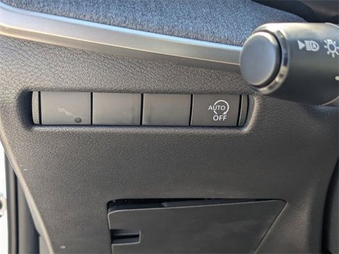 New 2026 Nissan Kicks SV image 16