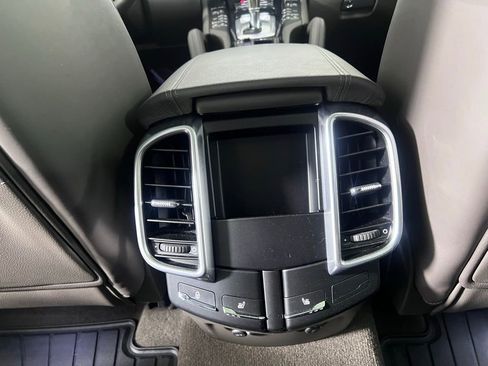 Certified 2015 Porsche Cayenne S AWD/4WD image 24