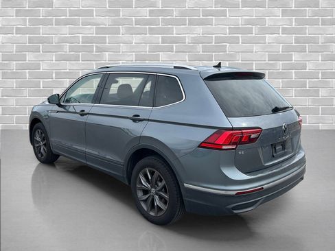 Used 2022 Volkswagen Tiguan SE AWD/4WD image 3