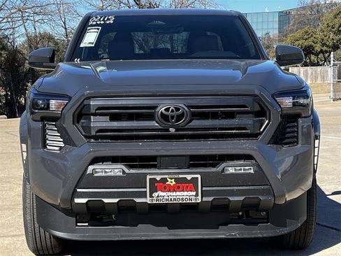 New 2025 Toyota Tacoma SR5 image 7