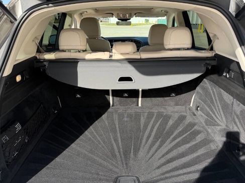 Used 2021 Mercedes-Benz GLE 350 w/ Premium Package image 14