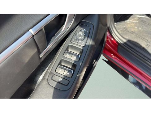 Used 2024 Hyundai Sonata SEL FWD image 8