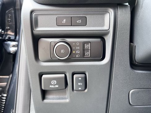 New 2024 Ford Expedition Limited image 23