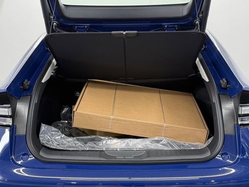 New 2026 Toyota Prius XSE Premium image 11