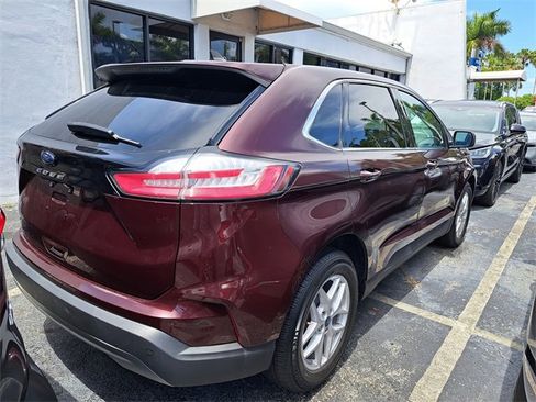 Used 2021 Ford Edge SEL image 4