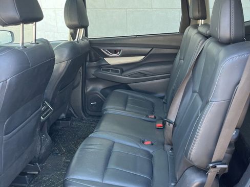 Used 2022 Subaru Ascent Limited w/ Technology Package image 18