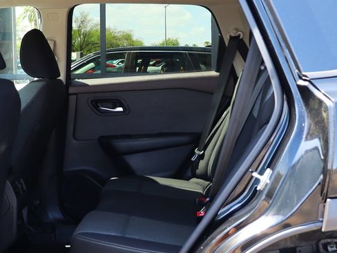 Used 2023 Nissan Rogue SV AWD/4WD image 33