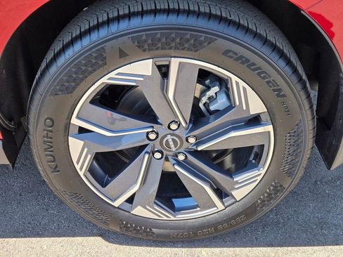 New 2025 Nissan Murano SV image 5