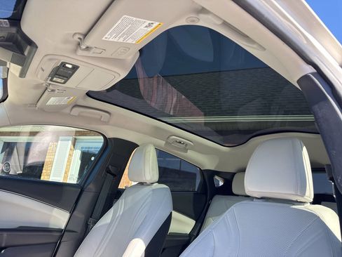 Used 2023 Ford Mustang Mach-E Premium image 35