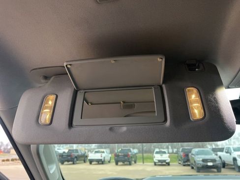 Used 2018 GMC Sierra 2500 Denali image 36