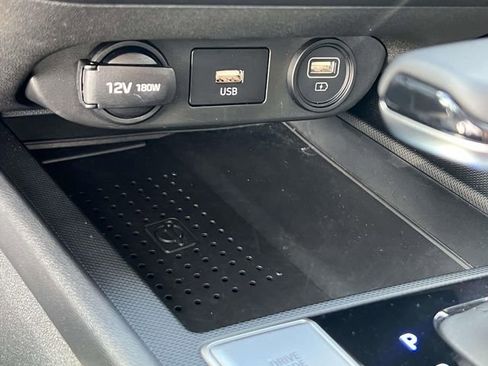 Certified 2023 Hyundai Elantra SEL w/ Convenience Package image 26