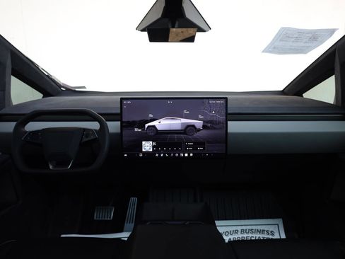 Used 2024 Tesla Cybertruck Cyberbeast AWD/4WD image 30