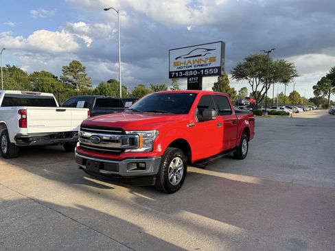 Used 2018 Ford F150 XLT w/ Equipment Group 301A Mid AWD/4WD image 3