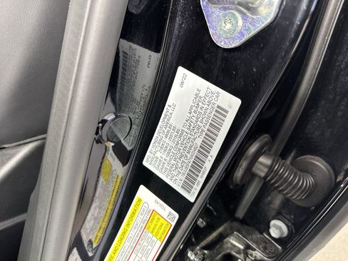 Certified 2022 Acura TLX w/ Technology Package image 39