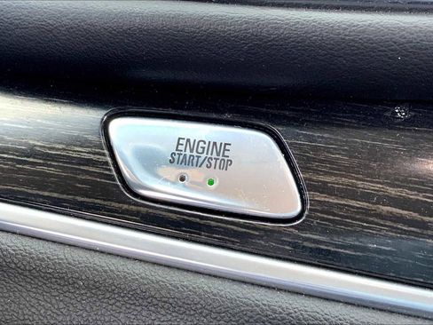 Used 2021 Buick Enclave Avenir image 61