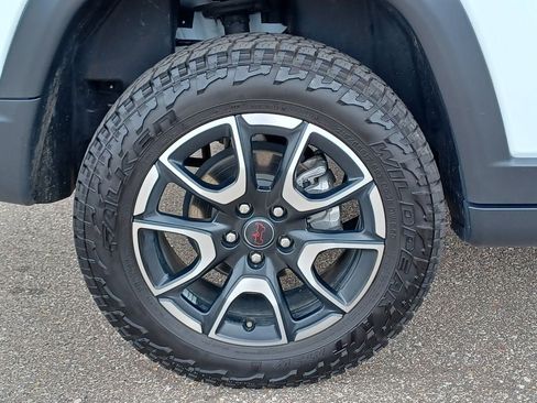 Used 2025 Jeep Compass Trailhawk w/ Trailhawk Elite Group AWD/4WD image 5