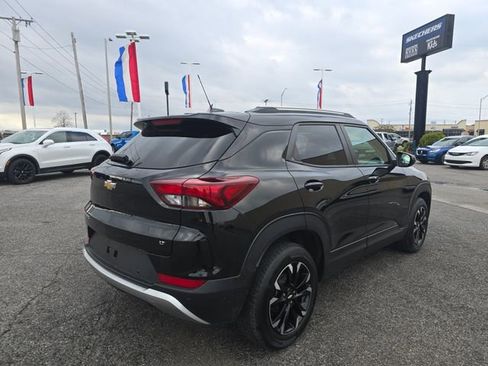 Used 2021 Chevrolet TrailBlazer LT w/ Convenience Package image 5