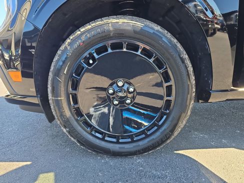 New 2026 Ford Maverick Lobo AWD/4WD image 27