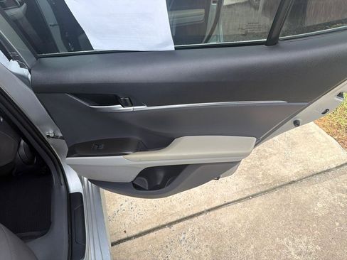 Used 2024 Toyota Camry LE FWD image 28