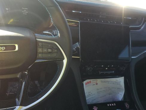 Used 2023 Jeep Grand Cherokee Trailhawk w/ Advanced Protech Group II image 9