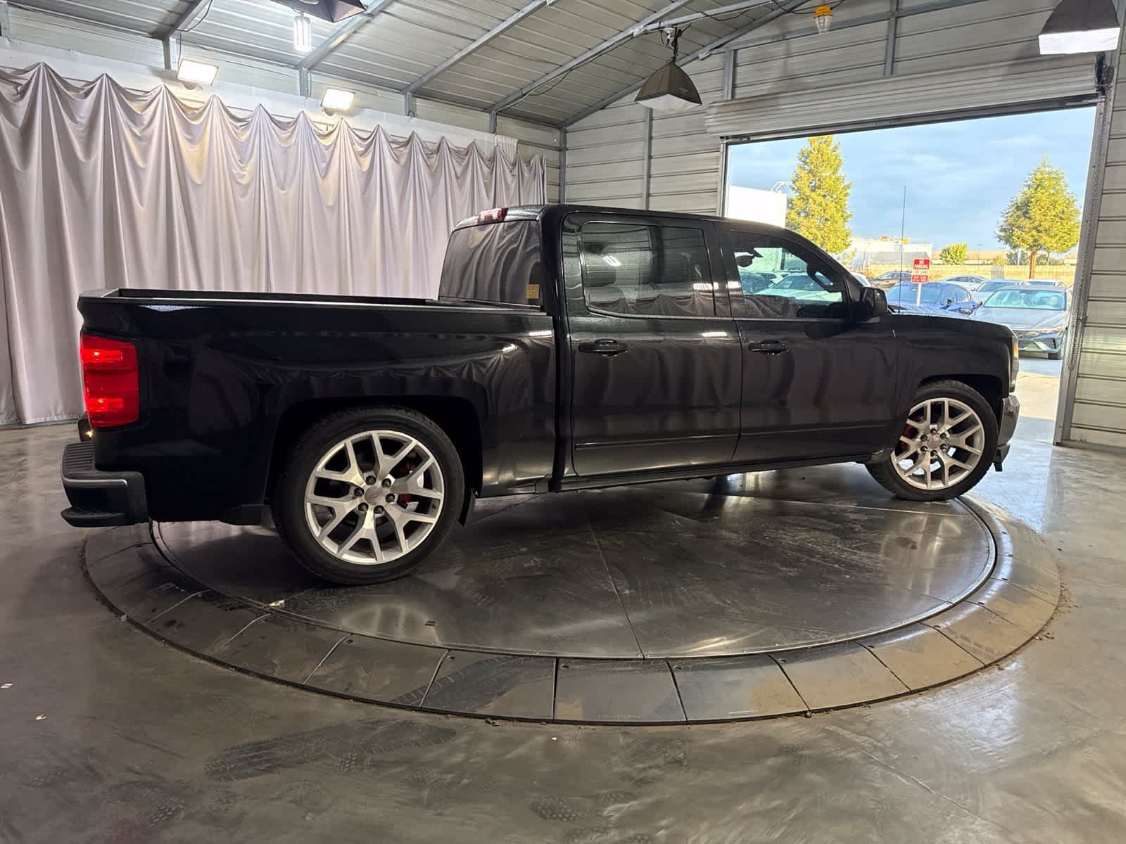 Used 2016 Chevrolet Silverado 1500 LT w/ All Star Edition RWD image 4
