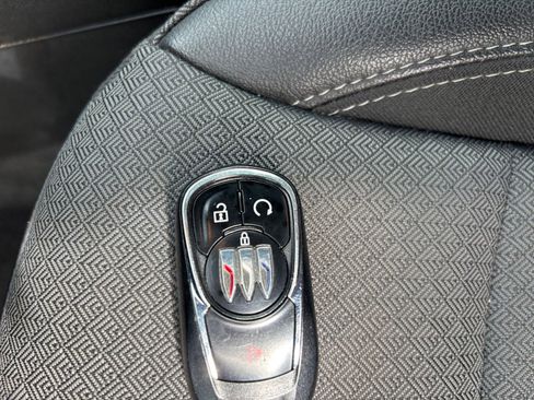 Used 2025 Buick Encore GX Preferred FWD image 23