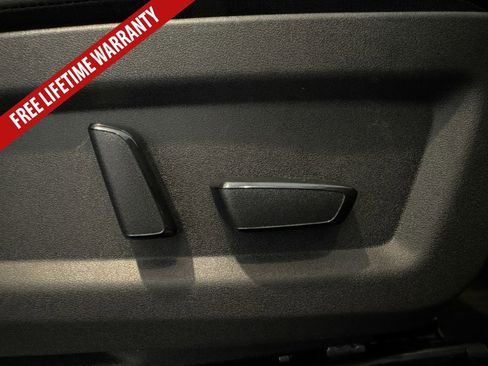 Certified 2025 Nissan Murano SV AWD/4WD image 36