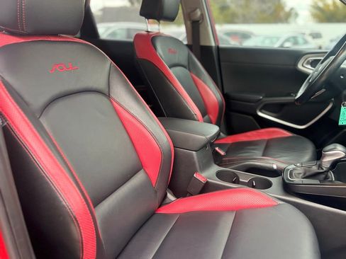 Used 2020 Kia Soul X-Line image 18