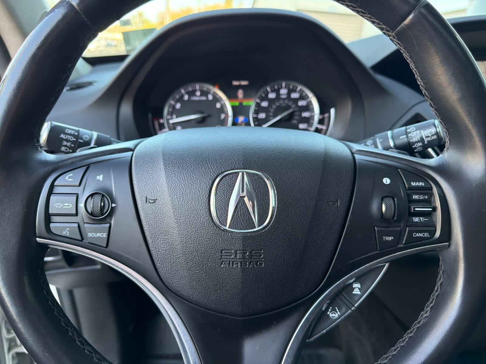 Used 2017 Acura MDX w/ Technology Package AWD/4WD image 25