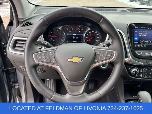 Used 2023 Chevrolet Equinox Premier image 11