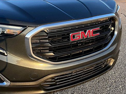 Used 2018 GMC Terrain SLE w/ Driver Convenience Package image 20