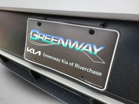 Used 2025 Hyundai Elantra SEL image 33