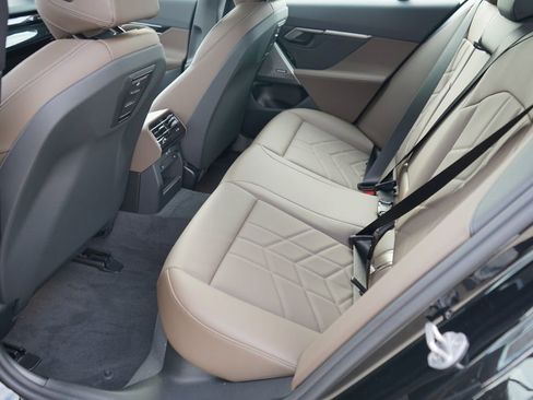 New 2026 BMW i5 eDrive40 w/ Premium Package image 20