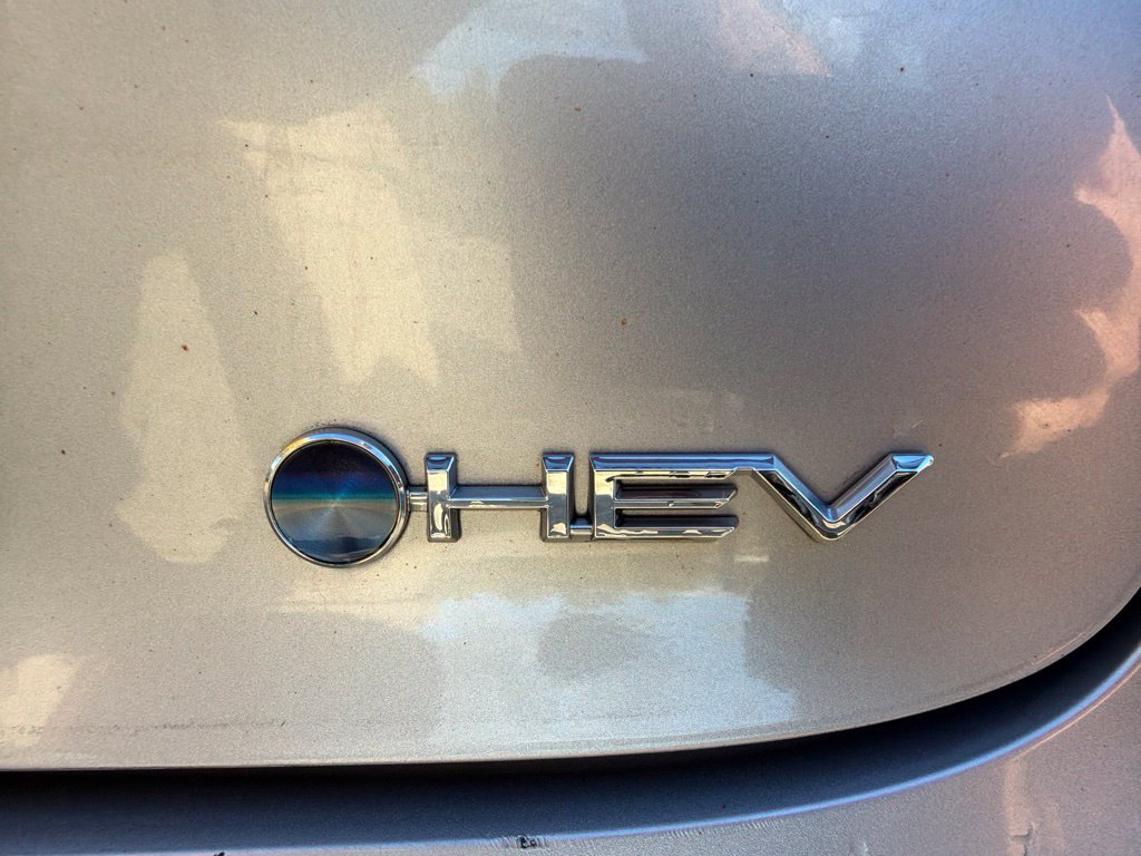 Used 2023 Toyota Prius LE FWD image 9