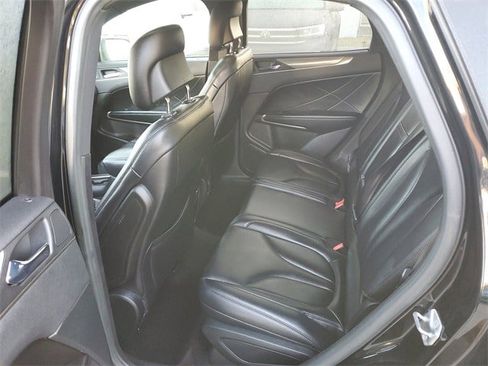 Used 2017 Lincoln MKC Premiere image 12
