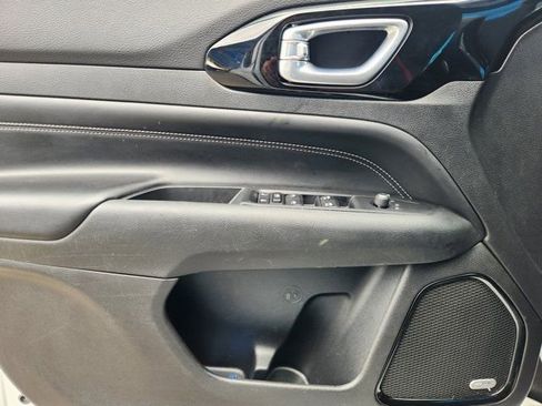 Used 2022 Jeep Compass High Altitude image 25