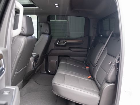 Used 2024 GMC Sierra 1500 Denali w/ Technology Package image 19