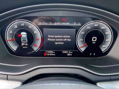 Used 2025 Audi Q5 2.0T Premium image 23