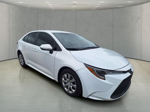 Used 2024 Toyota Corolla LE FWD image 7