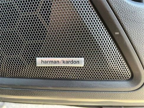 Used 2022 Subaru Outback Touring image 22