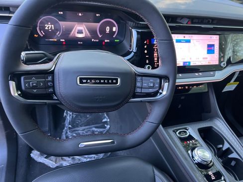 New 2025 Jeep Wagoneer S Launch Edition image 11